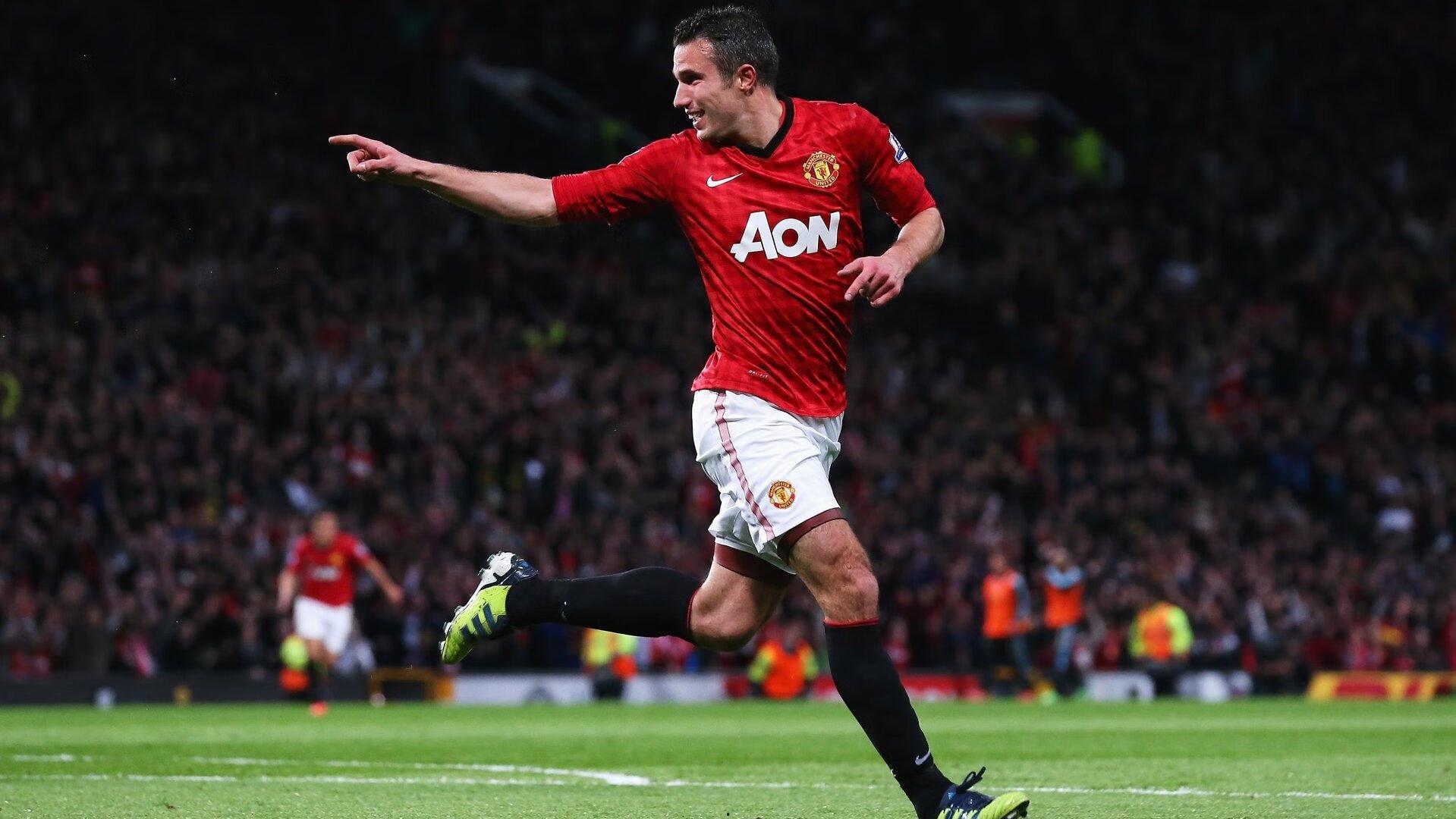 深度四两拨千斤，解码巴塞罗那的七个杠杆与七名新援，危机中的豪门如何被重新撬动？